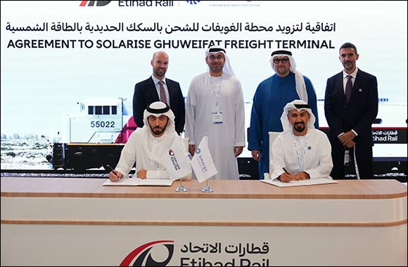 Etihad Rail and Emerge Sign Landmark Solar Power Deal at Global Rail 2024